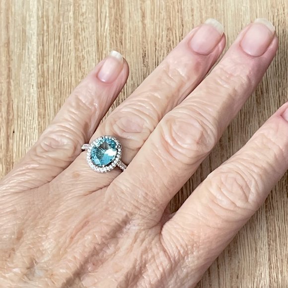 Oval Simulated Light Blue Topaz Halo Ring - 925 Sterling Silver - Picture 4 of 5